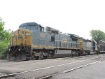 CSX 7883 on Q567